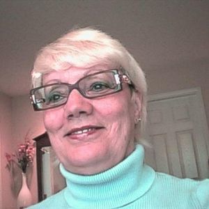 Meet your Posher, Faye shaw